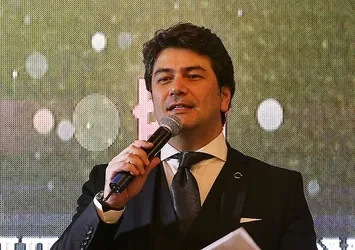 Vatan Şaşmaz otelde ölü bulundu!