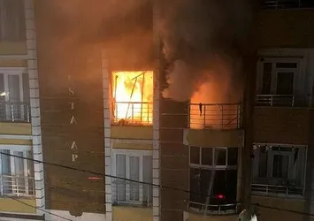 Esenyurt'ta patlama! Korkuyla sokağa fırladılar