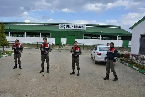 Çiftlik Bank tabelaları söküldü! Kayyum atanıyor - 1