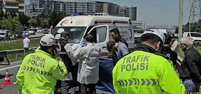 Basın Ekspres'te makas faciası! Bariyerlere daldı: 1 ölü 1 yaralı