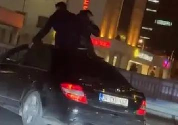 Beylikdüzü'nde araç üzerinde ölüme yolculuk