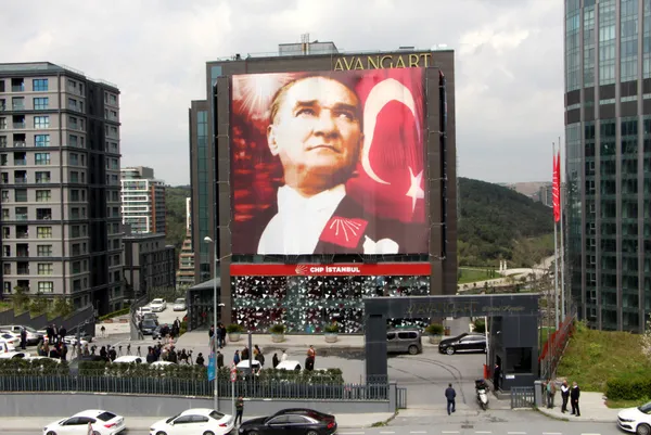 chp-il-binasina-silahli-saldiri-iddiasi-istanbul-valiliginden-aciklama-geldi-1680778437437.jpg CHP İl binasına silahlı saldırı iddiası! İstanbul Valiliği'nden açıklama geldi - 2