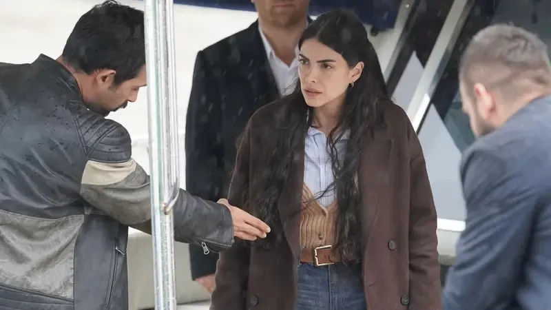 kanallardan-bayram-karari-bu-hafta-dizilerin-yeni-bolumu-var-mi-1779808884038.jpeg Taşacak Bu Deniz ve A.B.İ. için resmi açıklama bekleniyor. (Fotoğraf: TRT 1)
