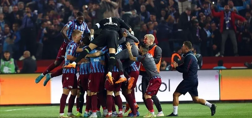 Trabzonspor - Altay maçının oynanacağı stadyum belli oldu! İstanbul Atatürk Olimpiyat Stadyumu...
