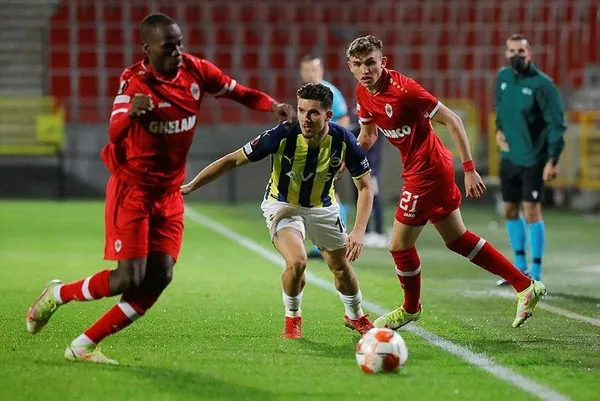 trabzonspor-pusuda-bekliyor-ferdi-kadioglu-icin-hamle-gelecek-1641051899530.jpeg Trabzonspor'dan Ferdi Kadıoğlu hamlesi! Fırtına pusuda bekliyor - 1