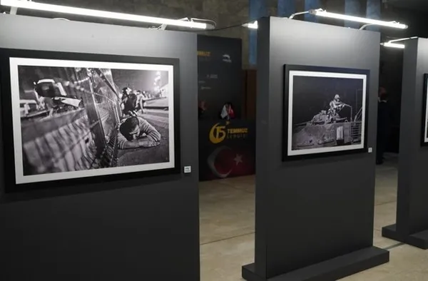 1689189110977.jpg Turkuvaz Medya tarafından hazırlanan 15 Temmuz sergisi Atatürk Kültür Merkezi'nde ziyaretçilerini bekliyor - 1