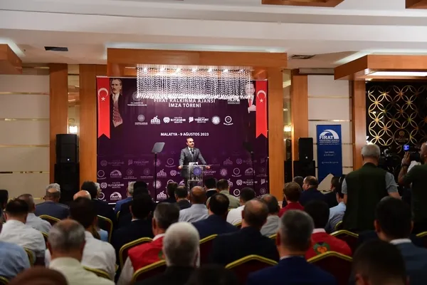 Sanayi ve Teknoloji Bakanı Mehmet Fatih Kacır’dan deprem bölgesine KOBİ müjdesi!