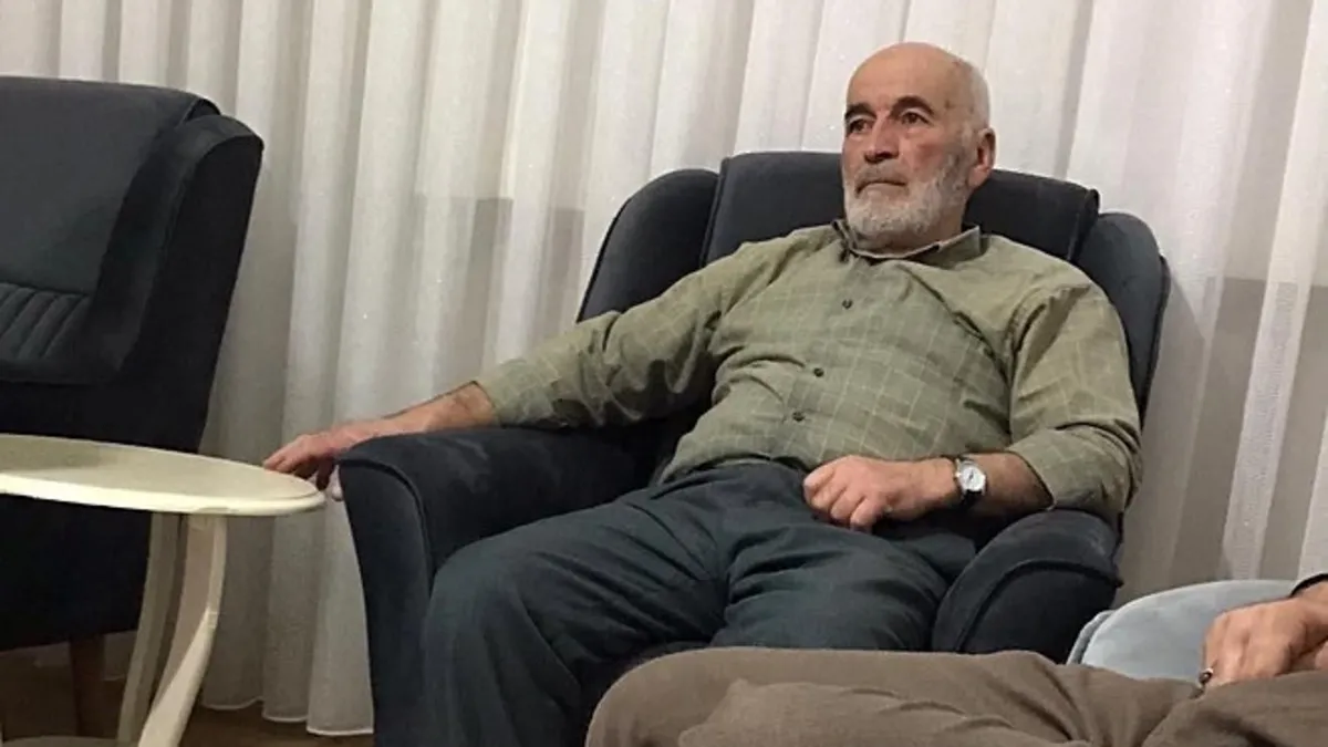 Ceviz toplamak için çıktığı ağaçtan düşen kişi hayatını kaybetti