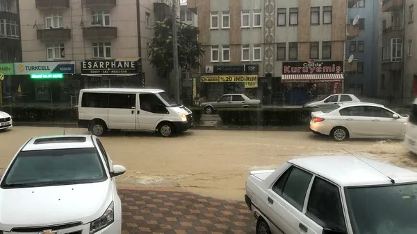 1662737417887.jpg Güneş yerini sağanak yağışa bırakıyor! Meteoroloji'den son dakika uyarısı! Okulların açıldığı güne dikkat! İstanbul Ankara İzmir hava durumu... - 11