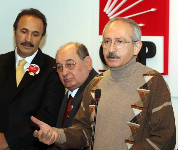 CHP’li Mehmet Sevigen bombaladı! CHP kırmızı çizgisini yok etti