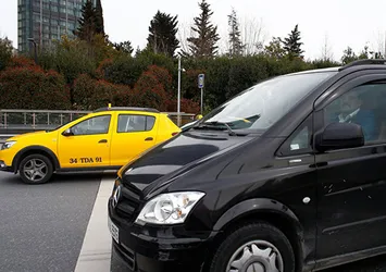 UBER'e bir şok daha! Hepsi satılıyor...