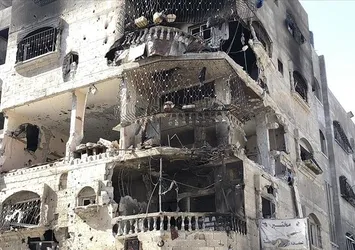 Katil İsrail kana doymuyor! Sivilleri hedef aldılar