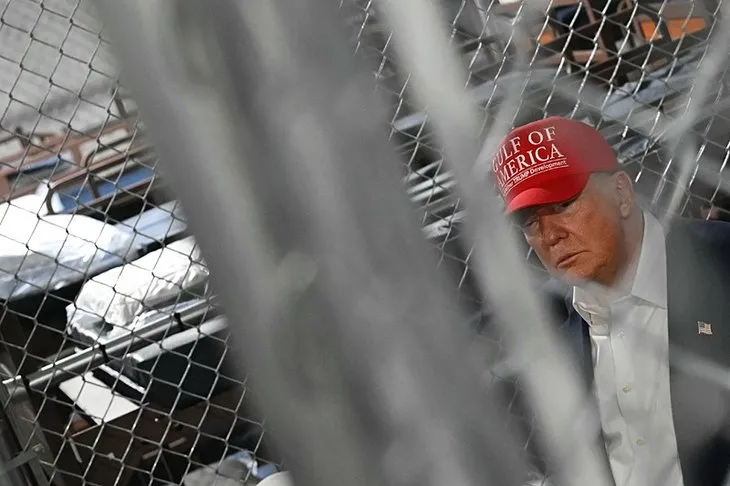 Trump’tan çevresi timsahlarla çevrili Alcatraz’da yeni görüntüler: Biden’a küfür göçmenlere tehdit!
