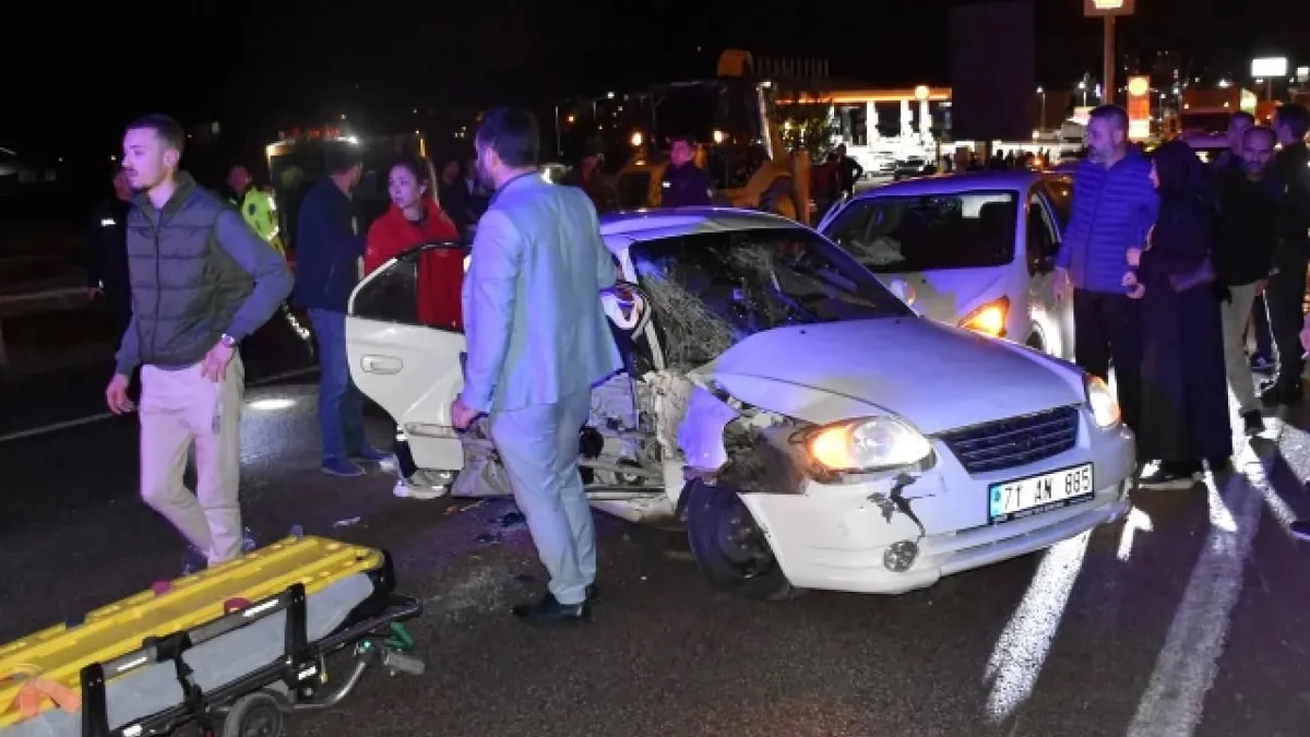 Kırıkkale'de 4 aracın karıştığı trafik kazasında 4 kişi yaralandı