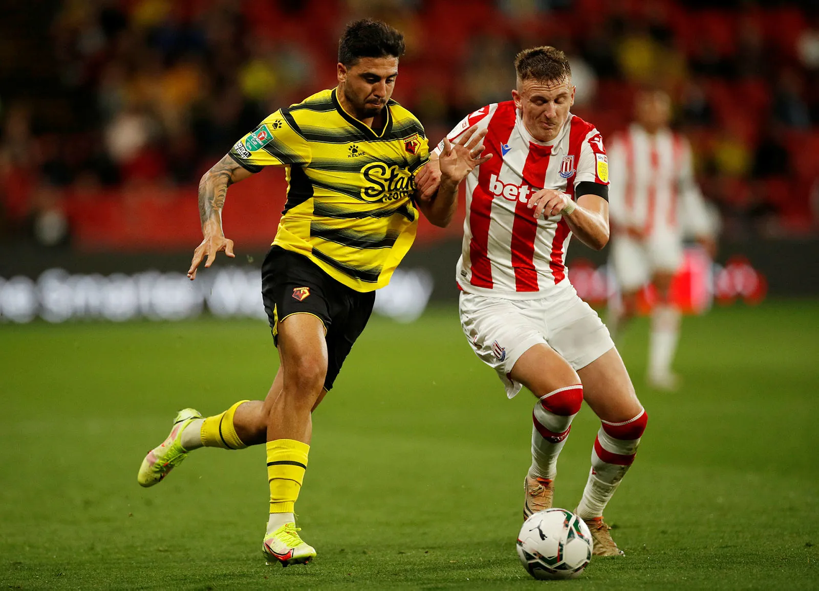 Ozan Tufan İngiltere'de ilk maçına çıktı! Watford evinde kaybetti