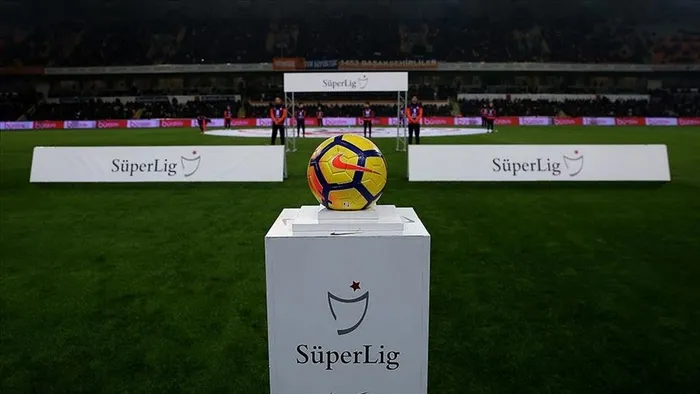 tff-super-ligdeki-3-maci-erteledi-iste-o-karsilasmalar-1723815278931.jpg TFF Süper Lig'deki 3 maçı erteledi! İşte o karşılaşmalar... - 2