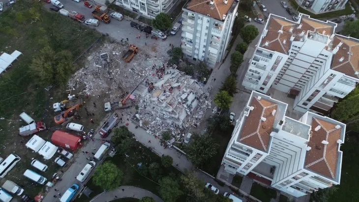 Depremin merkez üssünde dikkat çeken kare!