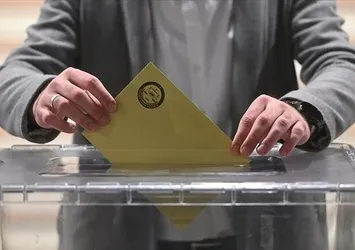 Türkiye sandık başına gidiyor! 61 milyon seçmen oy verecek! İşte adım adım seçim rehberi