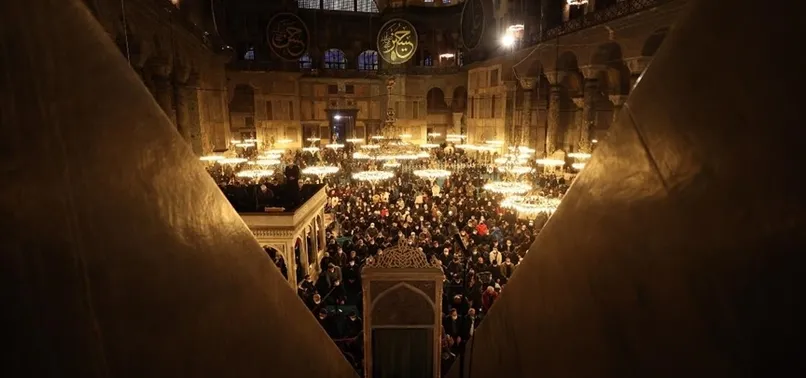 KANDİLDE KILINACAK NAMAZ: Regaip Kandili namazı ne zaman, saat kaçta kılınır, kaç rekattır? 12 rekatlık namaz...