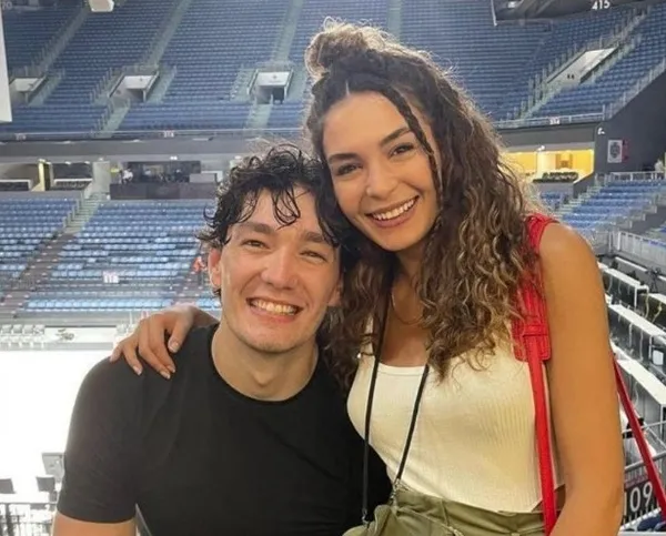 O Ses Türkiye Yılbaşı Özel konuğu Ebru Şahin kimdir? Ebru Şahin kiminle evli, kaç yaşında?