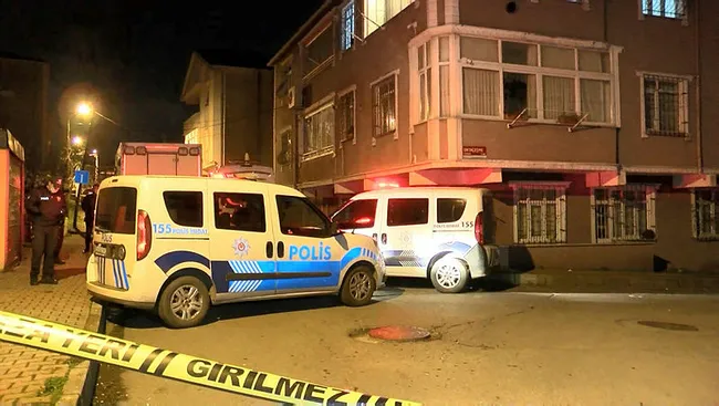 İstanbul’da eşini ve çocuğunu odaya kilitleyip dehşet saçtı! 16 yaşındaki çocuk canını zor kurtardı - 7