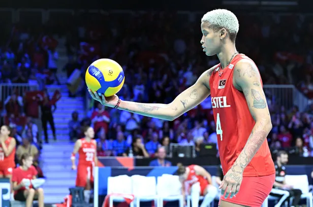 Türkiye-Sırbistan MAÇI sonucu | Filenin Sultanları’nın maçı kaç kaç bitti?