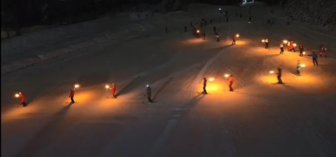Sevgililer Günü'ne özel meşaleli gece kayağı!