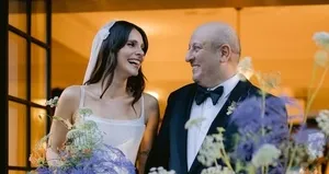 Ünlü oyuncu anne olmaya hazırlanıyor!