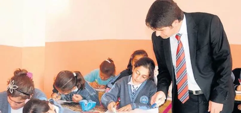 Formasyonu olan memura öğretmenlik yolu açıldı