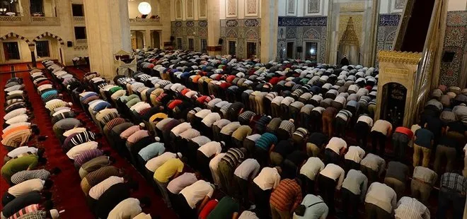 Ramazan ayının ilk teravih namazı pazar günü kılınacak