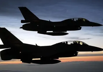 Irak'ın kuzeyine hava harekatı