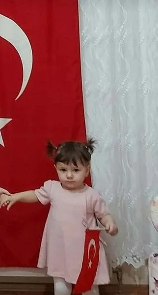 Konya'da öğretmen çiftin 1,5 yaşındaki çocukları balkondan düşerek hayatını kaybetti - 4