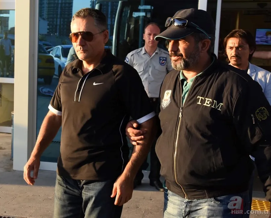 FETÖ'cü teröristlerin darbe girişiminde bulunduğuna dair kanıtlar! 14