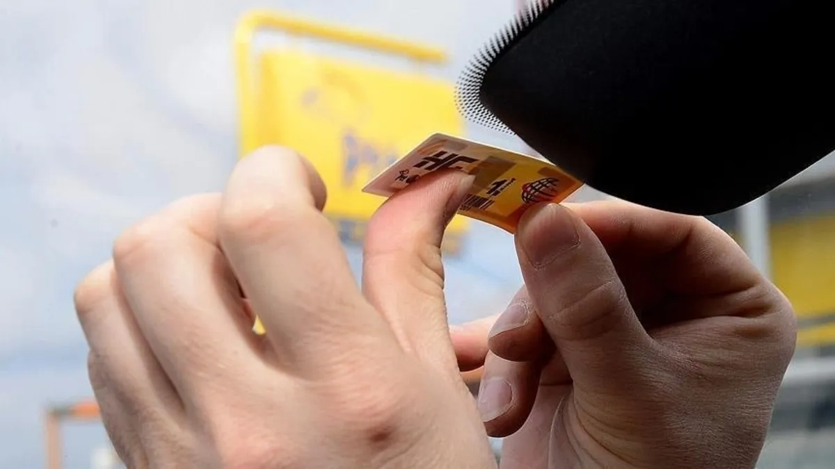 PTT ve HGS adını kullanarak dolandırıcılık yapıyorlardı! Yakalandılar