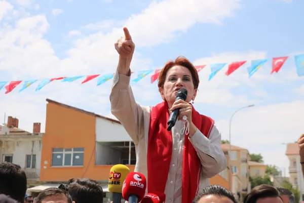 aksenere-cumhurbaskanligi-adayligi-soruldu-kadindan-imam-olmaz-ondan-aday-degilim-1660238665249.jpg Akşener'e cumhurbaşkanlığı adaylığı soruldu: Kadından imam olmaz ondan aday değilim - 4