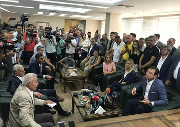 Ekrem İmamoğlu'na büyük tepki: Utanmadan İstanbulluların selamını iletiyorsun
