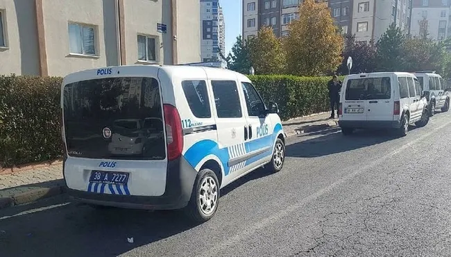 Kayseri’de korkunç olay! Sevgilisini başka adamla yakalayınca kan döktü - 1