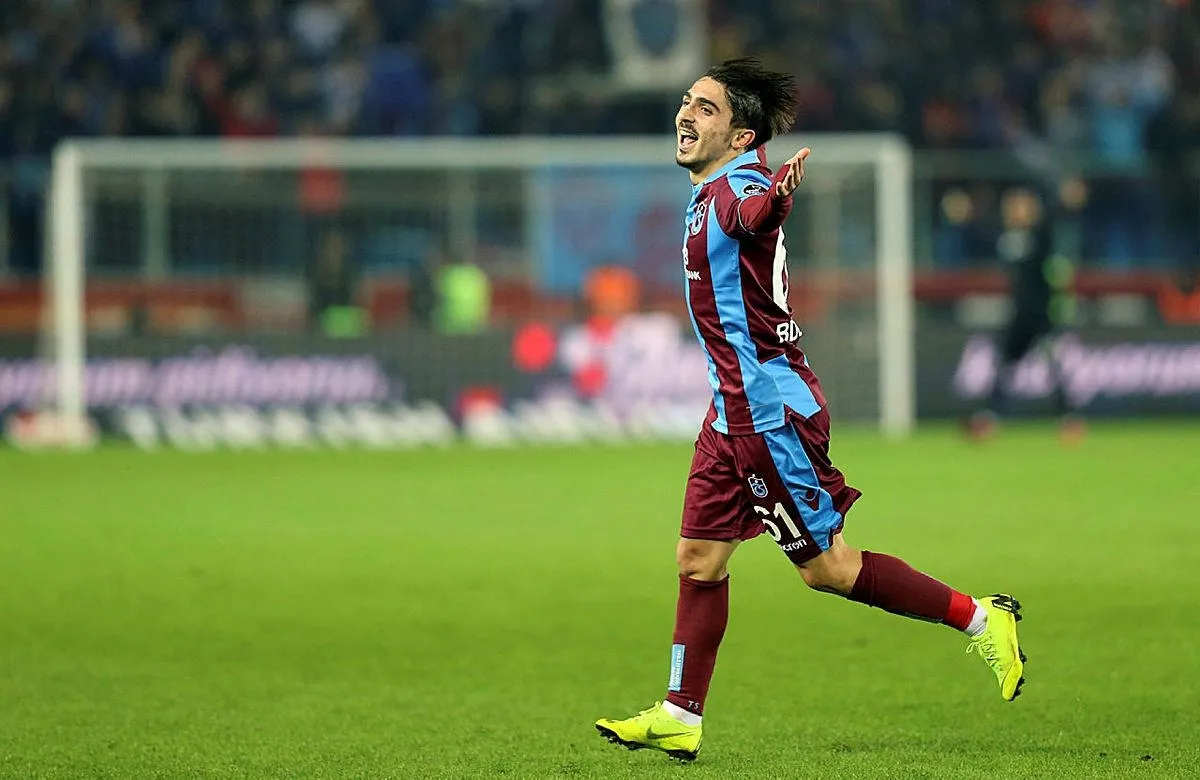 Barcelona'dan Abdülkadir Ömür paylaşımı