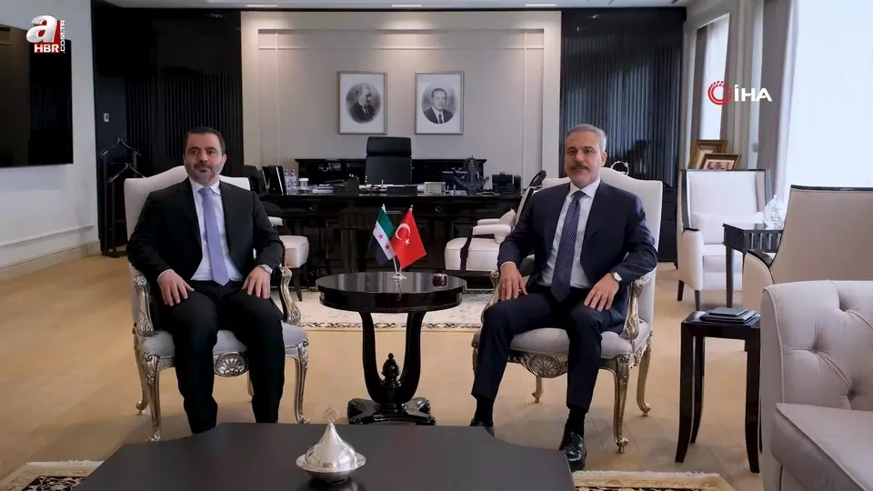 Dışişleri Bakanı Hakan Fidan Suriye Dışişleri Bakanı Esad Hasan Şeybani ile görüştü