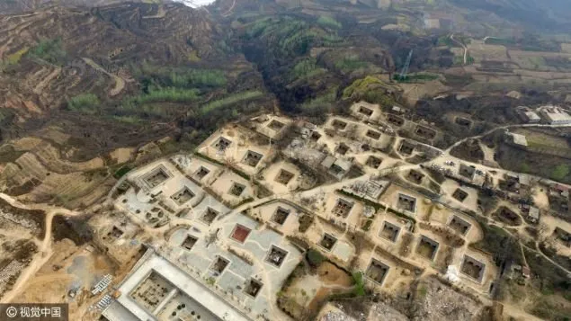 Dünyanın en ilginç köyü! 4 bin yıldır yerin altında yaşıyorlar