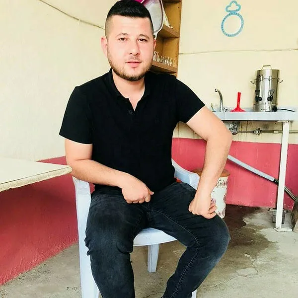 Osmaniye’de kan donduran olay! Öldürdüğü arkadaşlarıyla fotoğraf çektirmiş - 2