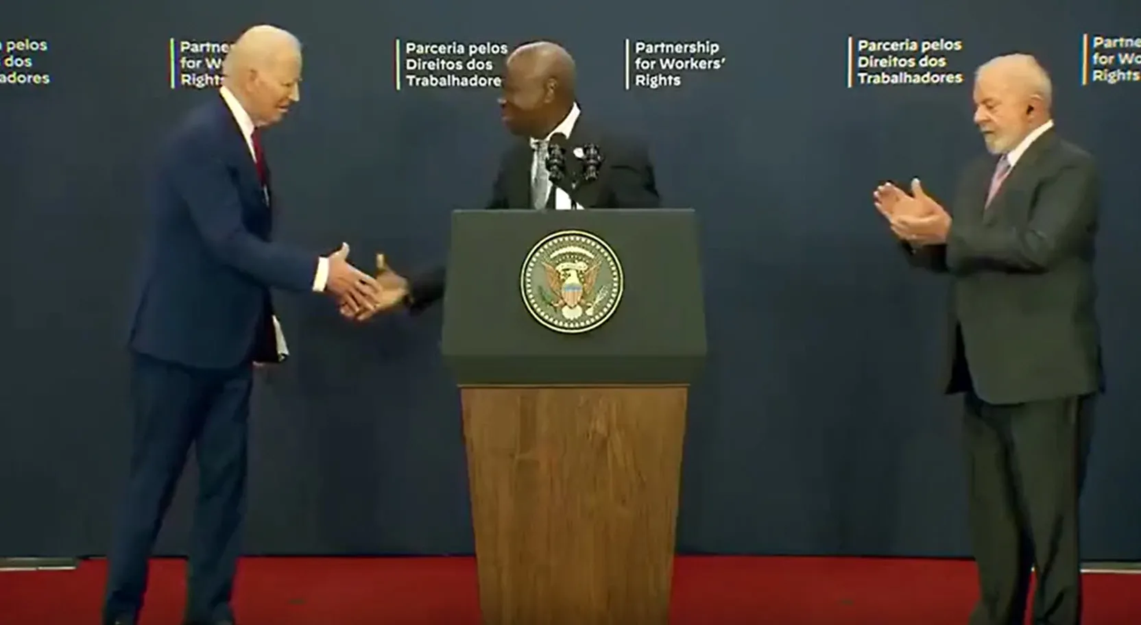 ABD Başkanı Biden, Silva'nın elini sıkmadı! Sinirlenen Brezilya Başkanı el hareketiyle tepki gösterdi