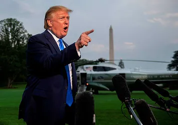 Trump'tan Meksika'ya bir tehdit daha