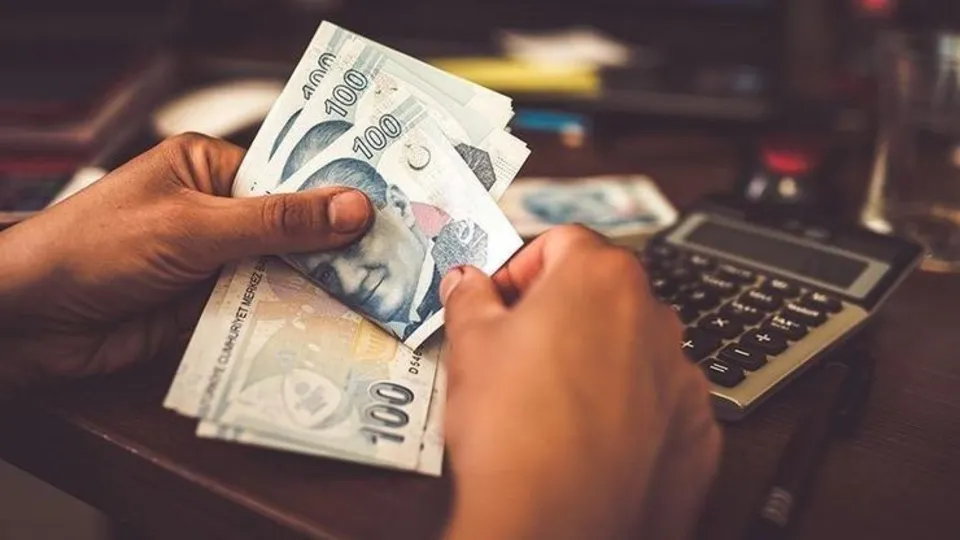 Kısa çalışma ödeneği bugün yatıyor! İşçiler kaç saat çalışacak? İstismar edenlerin cezası nedir?