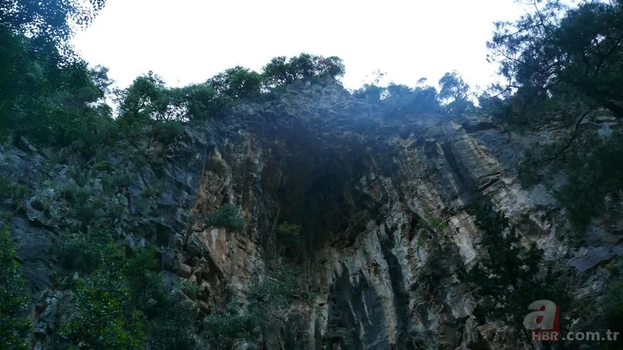 Yaz aylarının gözdesi: Yüzmek için masmavi koyları var 6