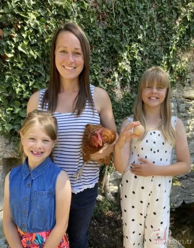 Kümese girdi başına talih kuşu kondu! Tavuğu servet yumurtladı 3