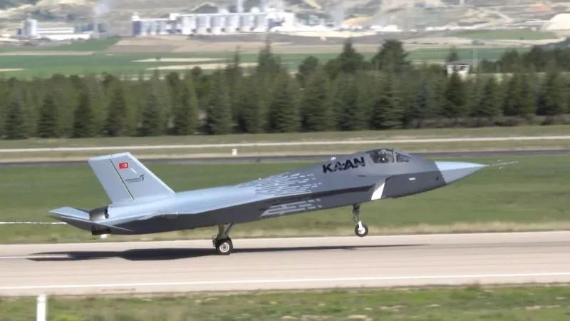 Atina’da F-35 ve KAAN alarm!: Emekli Yunan generalden tarihi itiraf: Türkler daha iyi yapıyor - 4