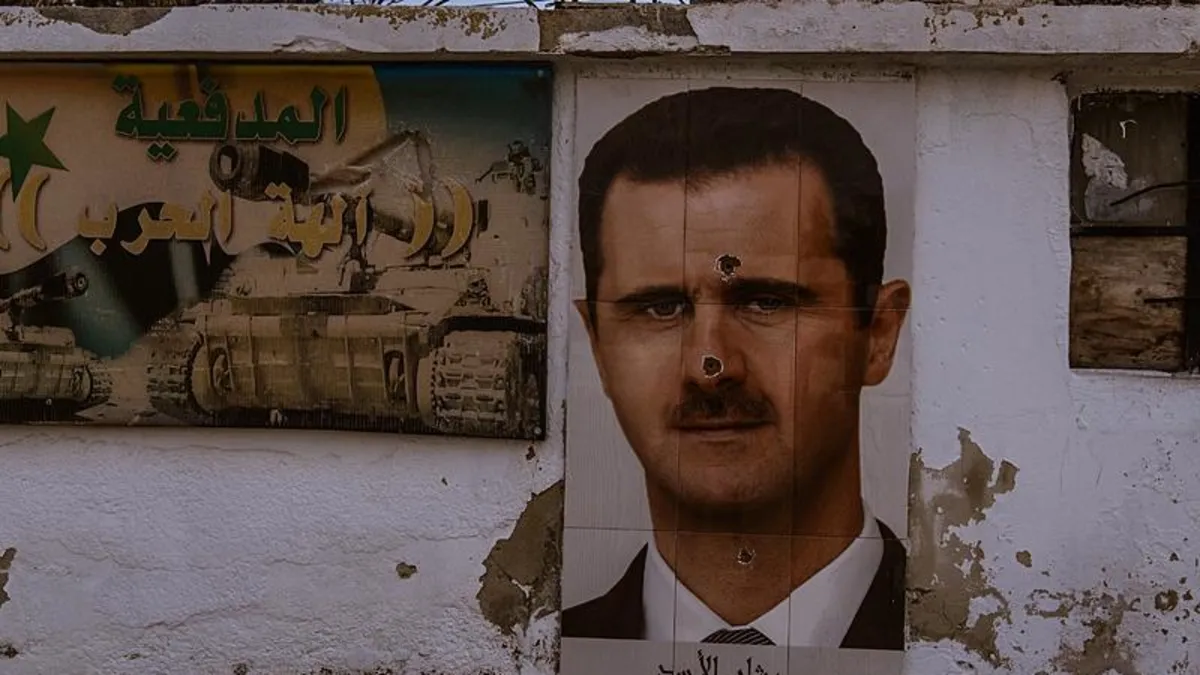 Devrik Baas rejiminin Kasyun Dağı'ndaki kışlası görüntülendi! Yeni yönetimin güçleri talim yapıyor