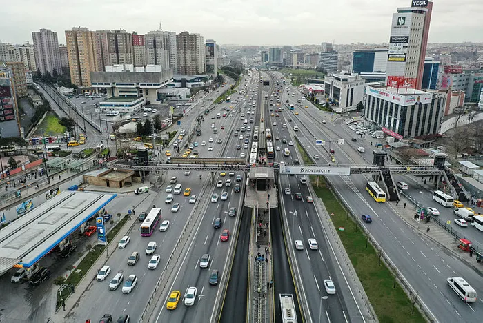 Son dakika: İstanbul'da kısıtlama sonrası trafik yoğunluğu - 4
