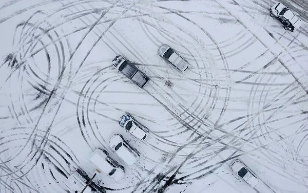 ABD için 3 gün sürecek kar fırtınası uyarısı! 1000’den fazla uçuş iptal edildi